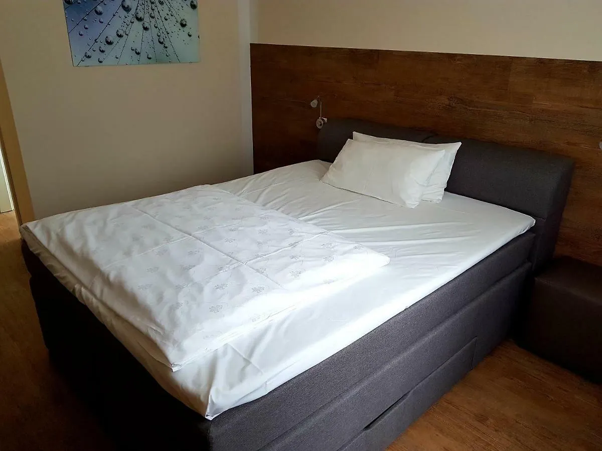 Hotel PrimaVera parco Fürth